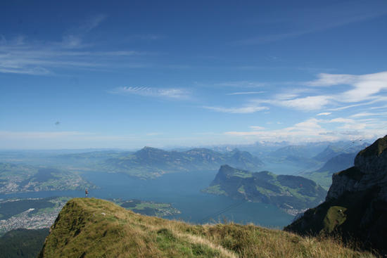 Fantastische Aussicht beim Bergsteigen